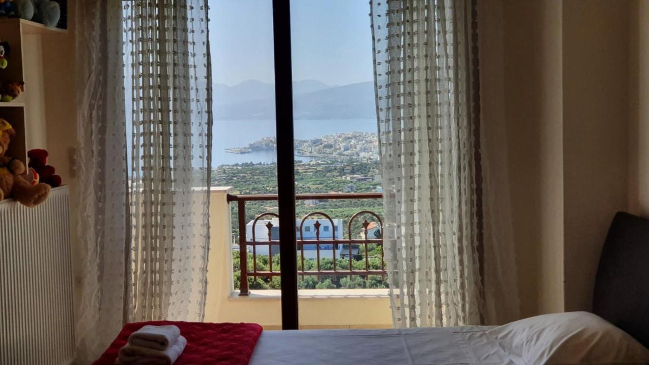 Marena With Extraordinary Views Holiday home *