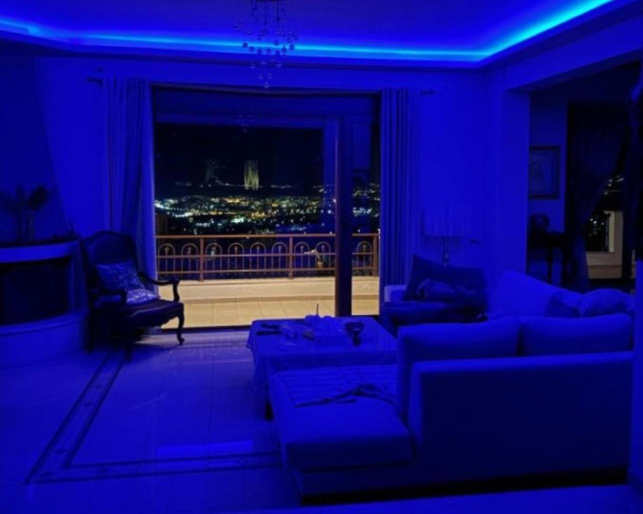 Marena With Extraordinary Views Holiday home